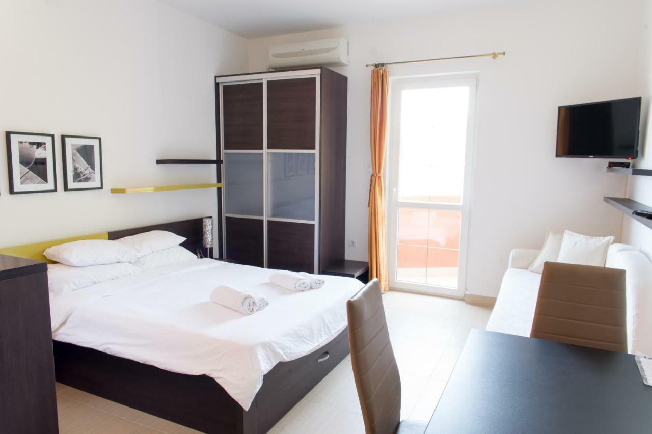 Alessandra Apartments Sveti Stefan Buitenkant foto