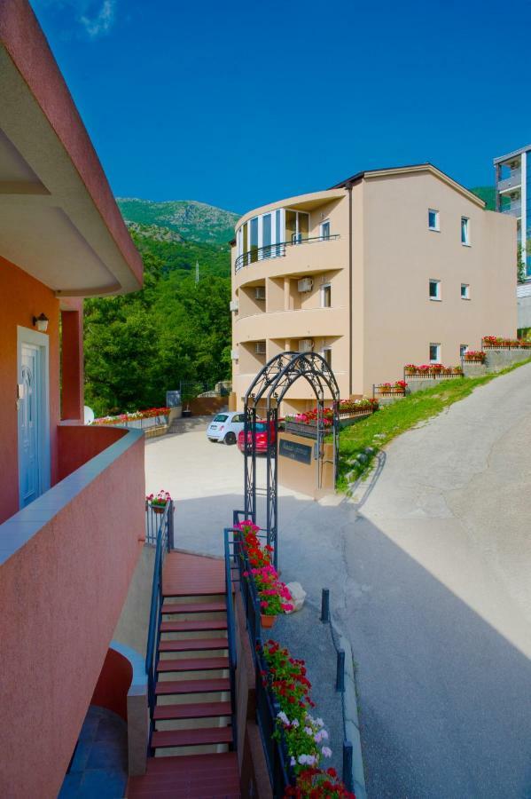 Alessandra Apartments Sveti Stefan Buitenkant foto